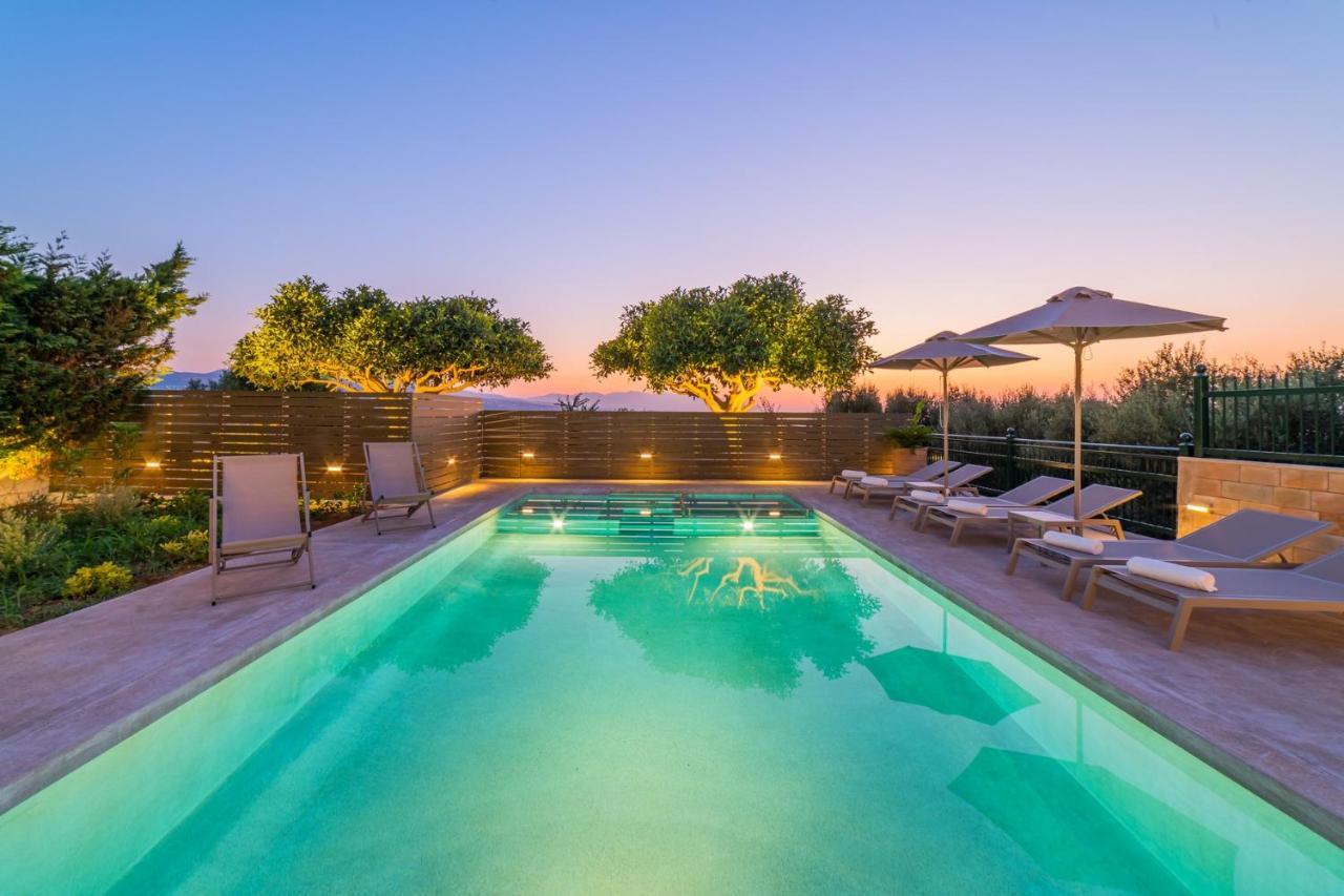 Estella Villa with Pool, Children Area, BBQ&Magnificent Views! Astérion Esterno foto