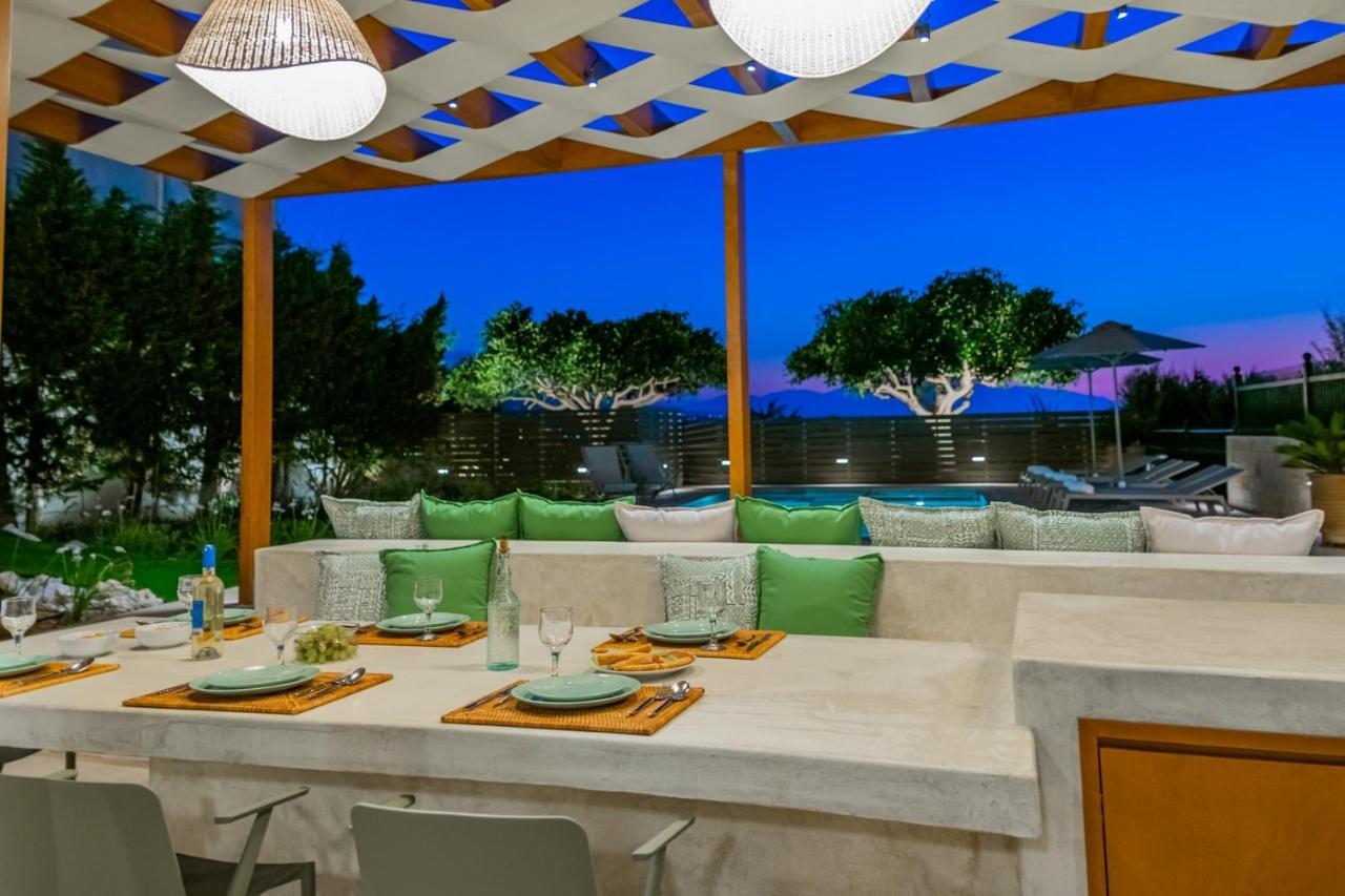 Estella Villa with Pool, Children Area, BBQ&Magnificent Views! Astérion Esterno foto