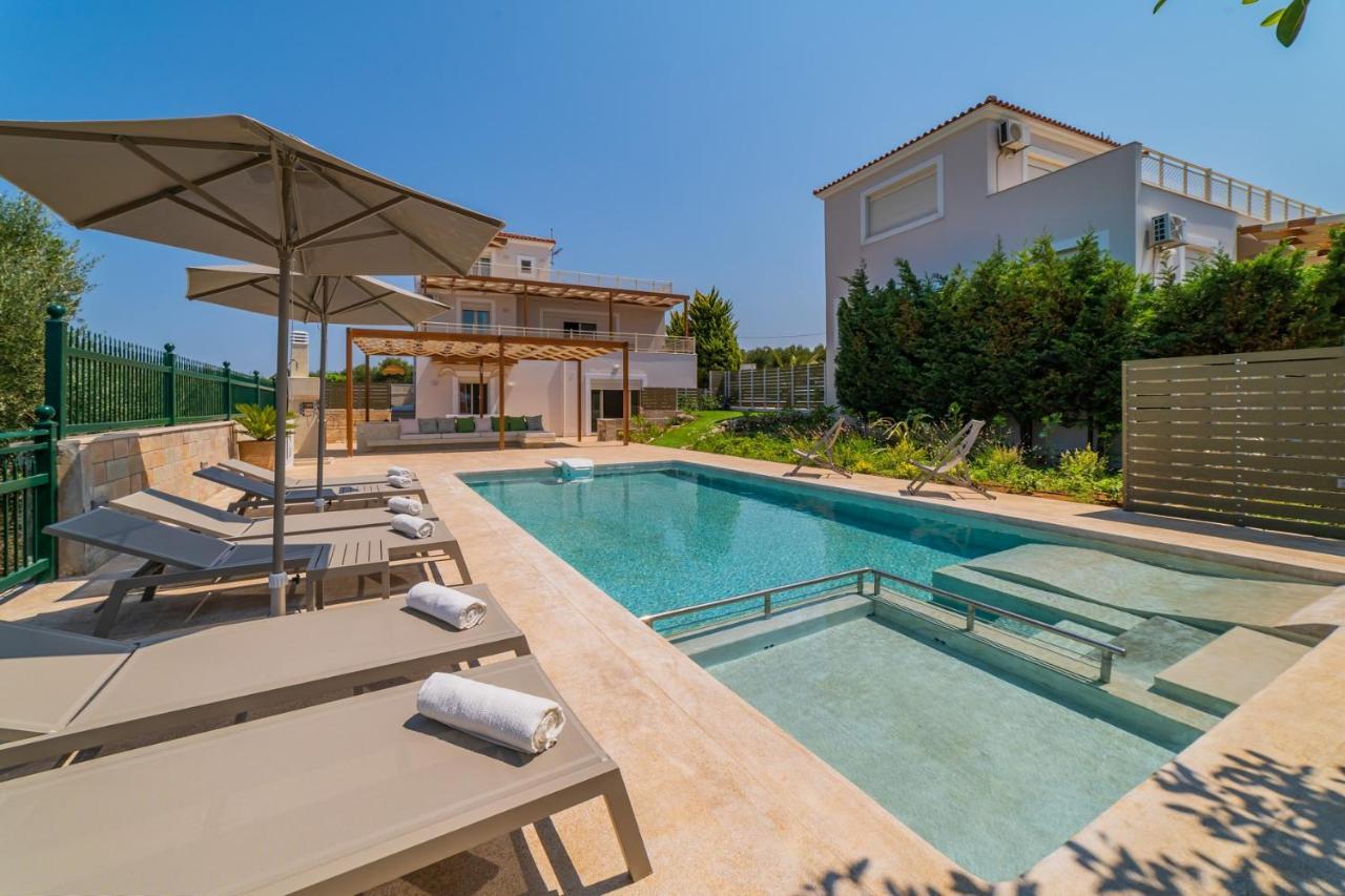 Estella Villa with Pool, Children Area, BBQ&Magnificent Views! Astérion Esterno foto