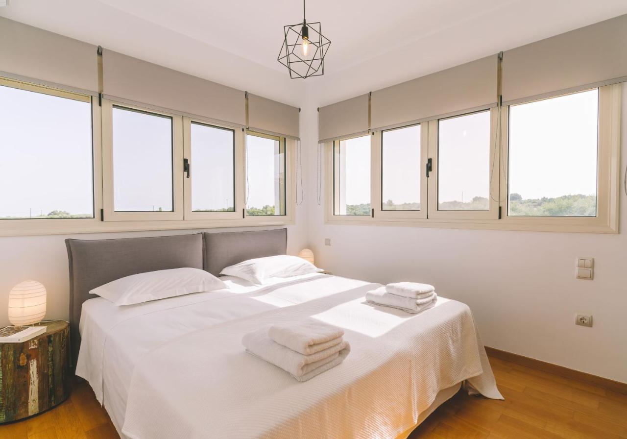Estella Villa with Pool, Children Area, BBQ&Magnificent Views! Astérion Esterno foto