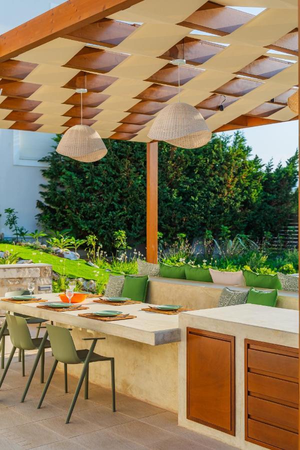 Estella Villa with Pool, Children Area, BBQ&Magnificent Views! Astérion Esterno foto